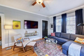 Bright and Restful 2BR near Uptown with Balcony